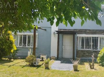 Casa · 120m² · 4 Ambientes · 2 Cocheras · Venta Casa - Parque Pellegrini III - Villa Rosa / Pilar