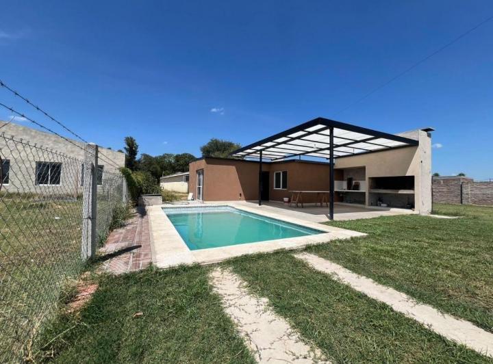 Casa · 44m² · 3 Ambientes · 1 Cochera