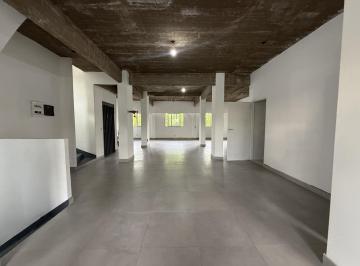 Oficina comercial · 140m² · 4 Ambientes · Oficinas en Alquiler