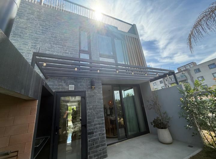 Desarrollo vertical · Sunny Tigre