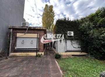 Casa de 4 ambientes, La Matanza · Casa en Venta C/ Cochera en Ramos Mejía