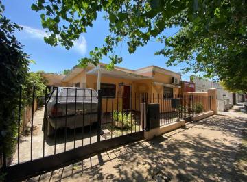 Casa · 120m² · 4 Ambientes · Casa en Venta en San Carlos – 2 Dorm. y Quincho
