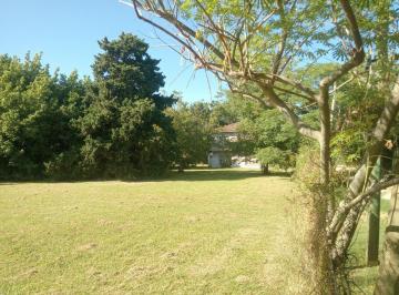 Terreno , La Plata · Lote 412 y 28 Esquina Superficie 2003,47 m², Sobre Asfalto, Servicios de Luz y Gas.