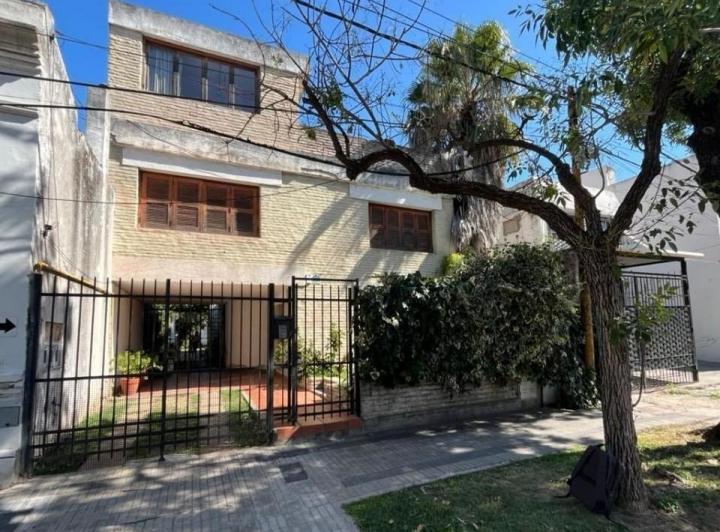 Casa · 121m² · 5 Ambientes
