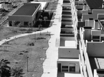 Departamento de 3 ambientes, Ezeiza · Excelente Departamento 3 Ambientes con Terrza en Venta - Ayres del Sur