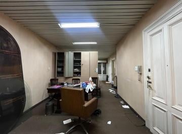 Oficina comercial · 75m² · 3 Ambientes · Oficina en Tribunales