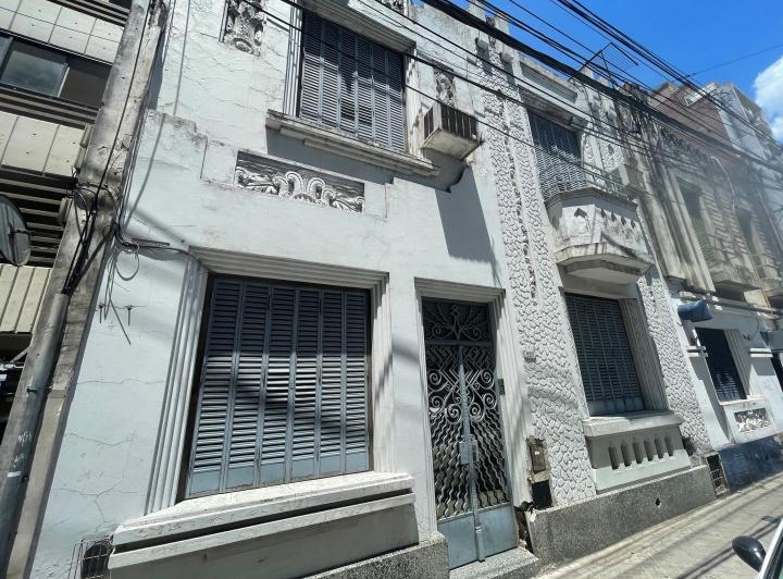 Casa · 160m² · 5 Ambientes