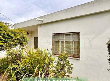 Casa · 68m² · 4 Ambientes · Casa en Venta 3 Amb. - Luján