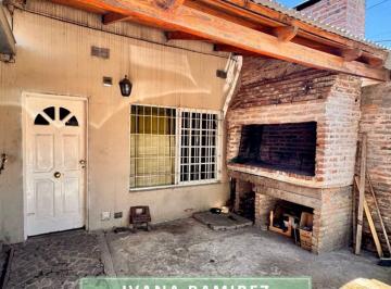 Casa · 238m² · 4 Ambientes · 1 Cochera · Casa 3 Amb. Lista Para Escriturar - Luján