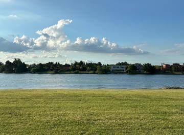 Terreno · 980m² · Lote en Venta en Los Puentes, Nordelta, con Salida Al Lago Central