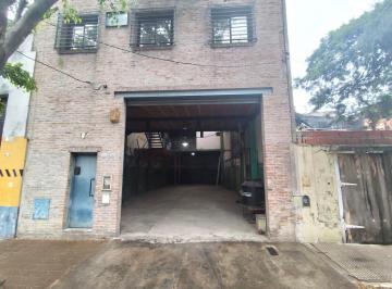 Bodega-Galpón · 255m² · Alquiler - Galpon - Pompeya
