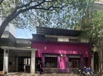 Casa · 154m² · 5 Ambientes · Casa de Pasillo con Local Comercial | Venta