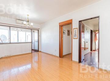 Departamento · 51m² · 3 Ambientes · 1 Cochera · Departamento 3 Amb. con Balcon y Cochera