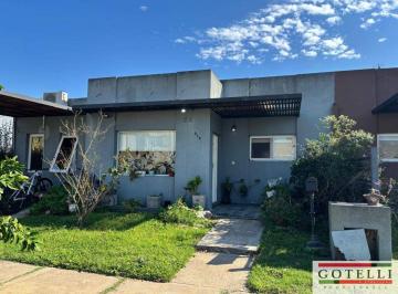 Casa de 4 ambientes, Esteban Echeverría · Cabo Corrientes 419, Los Mirasoles, Esteban Echeverría, Provincia de Buenos Aires, Argentina