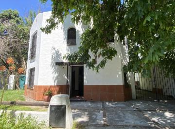 Casa · 87m² · 4 Ambientes · 2 Cocheras · Venta PH 2 Plantas 4 Amb Pilar Km 54 Panam. C / Garage Cubierto Apto Credito