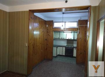 PH · 54m² · 2 Ambientes · PH en Venta - 1 Dormitorio 1 Baño - Patio - 54 m² - Ramos Mejia