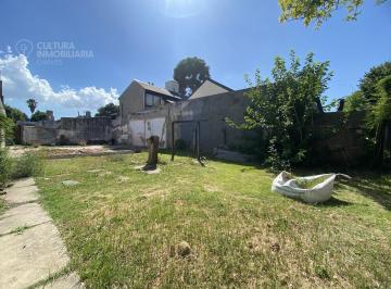Casa · 75m² · 2 Ambientes · 1 Cochera · Terreno Venta Ituzaingo Casa a Reciclar