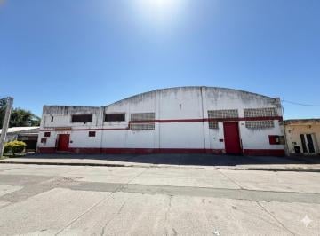 Bodega-Galpón · 2541m² · 5 Ambientes · Galpón de 2.541 m² con 2 Cámaras Frigoríficas y Paneles Solares a m del Acceso Norte, Smt