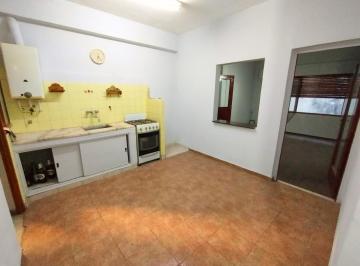 Departamento · 63m² · 5 Ambientes · Departamento 2 Dorm. por Escalera - San Lorenzo Al 1200