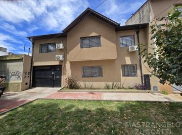 Departamento · 94m² · 4 Ambientes · 1 Cochera · Duplex de 4 Ambientes en Lomas de Zamora Oeste