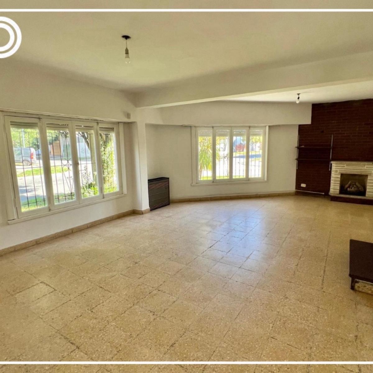 Casa en PH 4 amb, 160m² con garaje y patio