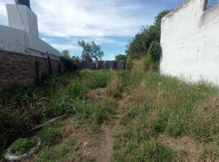 Terreno · 80m²