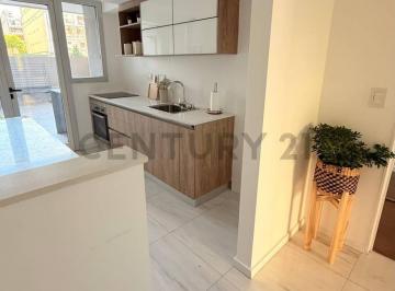 Departamento · 84m² · 4 Ambientes · 1 Cochera · Venta Cuatro Ambientes con Cochera