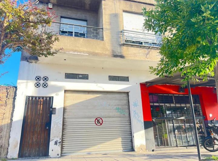 Casa · 120m² · 5 Ambientes · 1 Cochera
