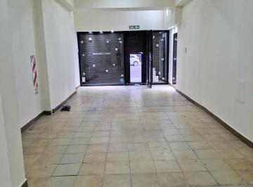 Local comercial · 130m² · Dueño Directo Alquila Local en Flores