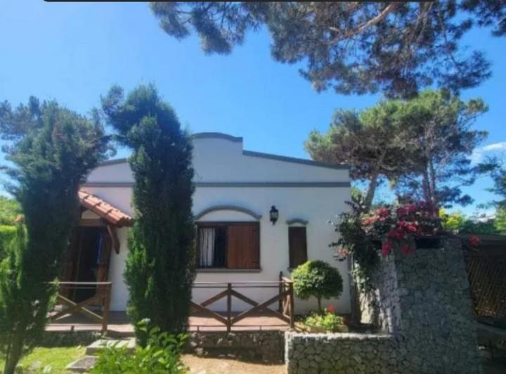 Casa · 70m² · 3 Ambientes · 1 Cochera