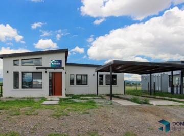 Casa · 163m² · 3 Dormitorios · 2 Cocheras · Venta Casa La Verbena