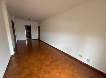 Departamento de 3 ambientes, Quilmes · Departamento con 2 Dorm. por Escalera en Venta en Quilmes Este
