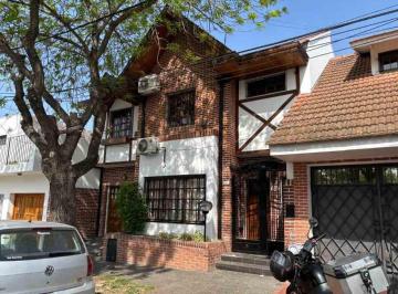 Casa de 4 ambientes, Quilmes · Casa con 250 m² y 3 Dorm. en Venta, Quilmes Centro