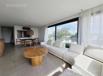 Departamento · 154m² · 4 Ambientes · Exclusivo Apartamento de 3 Dorm. con Vista Al Mar – Carrasco