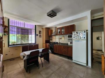 PH · 72m² · 3 Ambientes · PH en Venta - 2 Dorm. 1 Baño - 164 m² - La Plata