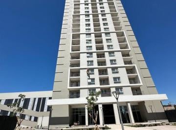 Departamento Venta de 3 ambientes · Departamento en Venta Frente a Parque Federal, Piso Alto con Buena Vista
