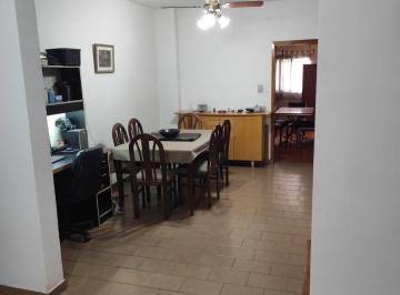 Casa de 4 ambientes, La Matanza · Excelente Dúplex de 4 m de Ancho de 4 Amb. con Cochera.