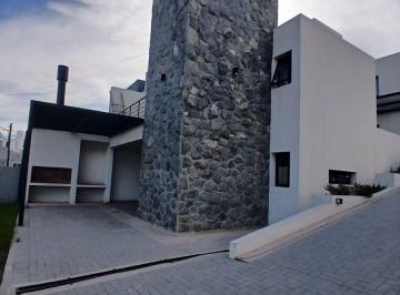 PH de 4 ambientes, La Calera · Duplex de 2 Dorm. en Housing Cuesta Colorada de Categoria!
