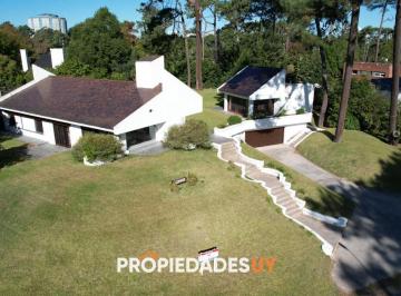 Foto1 · Casa en Venta en Lugano, Punta del Este, 3 Dorm. y Dependencia