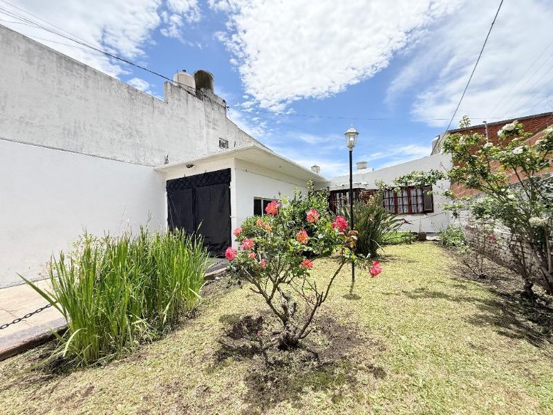 Casa 3 amb, 92m² en Don Bosco con garage