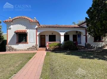 Casa · 839m² · 4 Ambientes · 1 Cochera · Casa en Venta y Alquiler en Calle Pellegrini Las Rosas Villa Allende