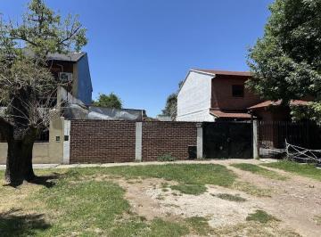 Terreno · 300m² · Terreno en Barrio Parque Calchaqui Sobre Craviotto, 300 m²