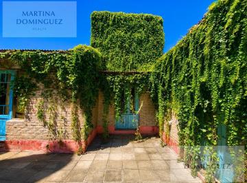 Casa · 308m² · 5 Ambientes · 9 Cocheras · Casa Tipo Chacra en Venta - 3,7 Ha - Pileta - Casa de Huespedes - Capilla del Señor