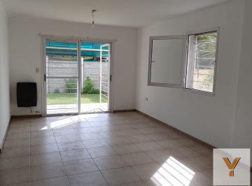 PH · 122m² · 4 Ambientes · 1 Cochera · PH en Venta - 2 Dorm. 2 Baños - 255 m² - Ringuelet