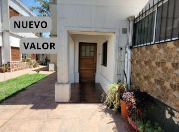 Casa · 80m² · 3 Ambientes · Casa Tipo Dúplex Tres Ambientes con Patio Apto Crédito en Venta - Morón