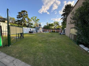 Terreno , San Miguel · Terreno de 396 m² con Mejoras en Barrio con Portón en Venta en Bella Vista