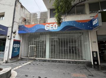 Local comercial · 220m² · Local en Alquiler en La Peatonal 25 de Mayo Al 100