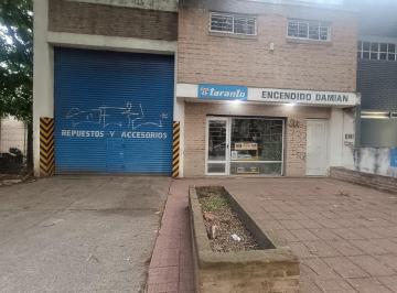 Local comercial · 180m² · 1 Ambiente · Galpón en Alquiler