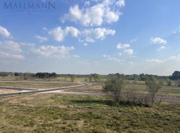 Terreno · 833m² · Venta Lote Orientación Noreste Pilará Barrio Tilbury