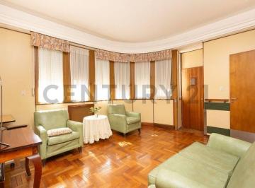 Casa · 209m² · 10 Ambientes · 2 Cocheras · Venta Policonsultorio + Fondo de Comercio | Ramos Mejía - Acepta Permuta